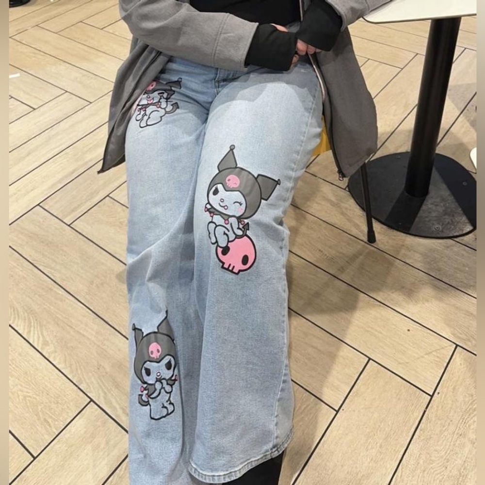 ! NEW ! Super Cute Oversized Sanrio Kuromi Light Blue Graphic Women Jean pants - Picture 2 of 5